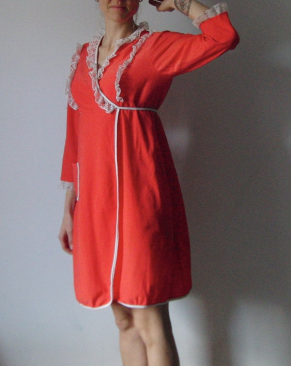 Vintage Women's Robe Red Wrap - 1970's Housecoat