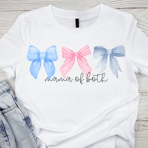 Mama van beide- Mama van jongens- Mama van meisjes- strikken- roze- blauw- meisje- jongen- lettertype- schattig- girly- personaliseren- aangepast ontwerp- drie ontwerpen- png