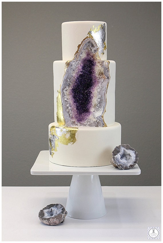 10+ Geode Wedding Cake