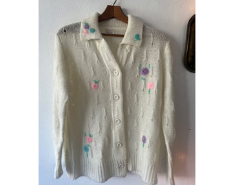 Vintage embroidered cardigan sweater - Floral cardigan - floral embroidery- Collared Sweater