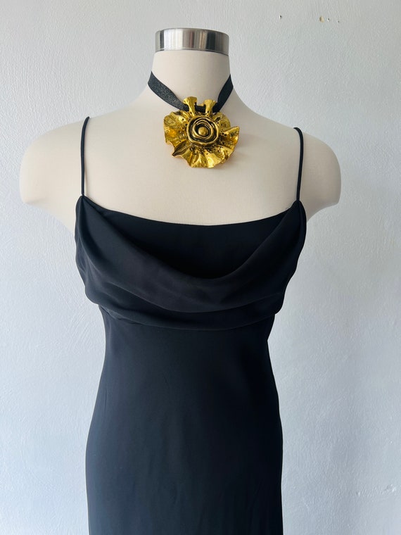 Vintage Gold Tone Oversized Floral Pendant - Larg… - image 3