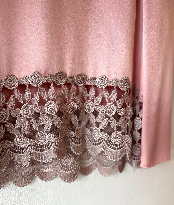 3020477 Pink Embroidered Lace Blouse
