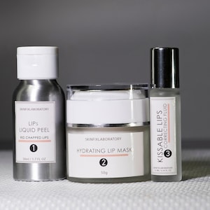 Lips care set balm scrub mask not gloss lip moisturiser mositutizer chapped lips exfoliator