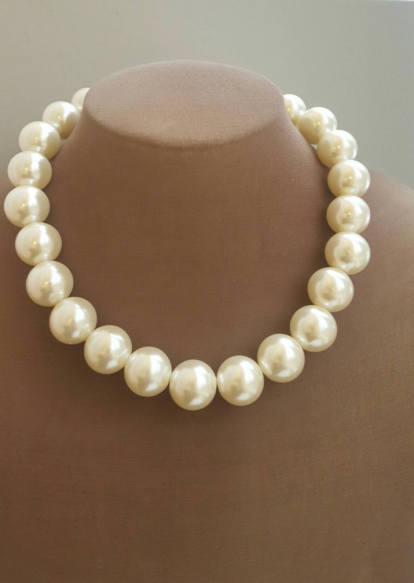Chunky Pearl Necklace Large Pearl Bridal Necklace Boho Pearl Etsy Canada