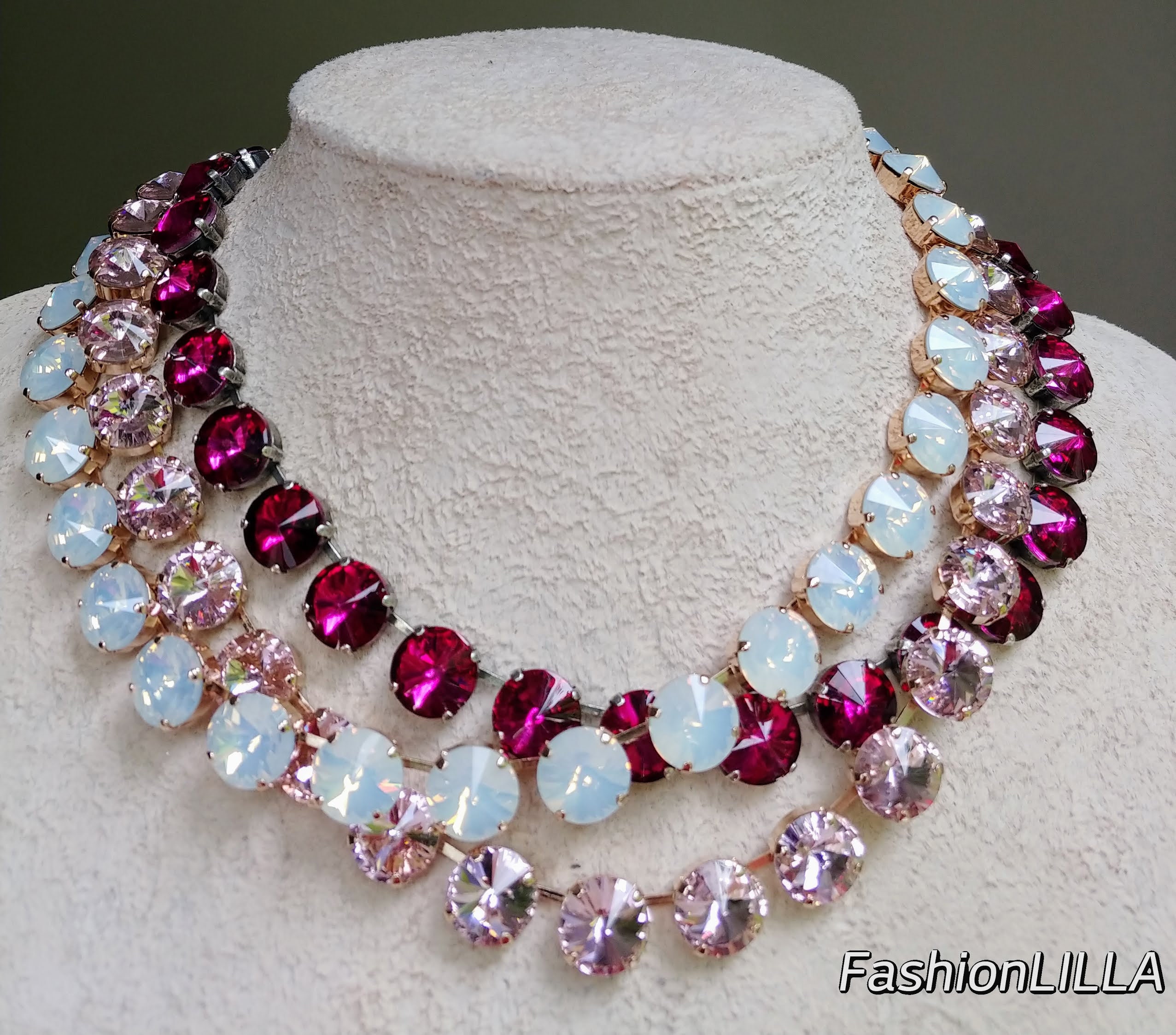 Anna Wintour Necklacewhite Opal 
