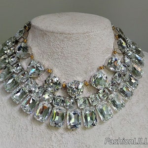 Austrian crystal necklace,anna wintour necklace,asscher cut event jewelry,large trilliant glamorous collet,square Georgian paste riviere