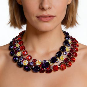 Puede incluir: Un letrero de madera rústico con el texto "Welcome to our home" en letras blancas. El letrero presenta un acabado envejecido y un diseño simple y acogedor, perfecto para la decoración de la puerta principal.