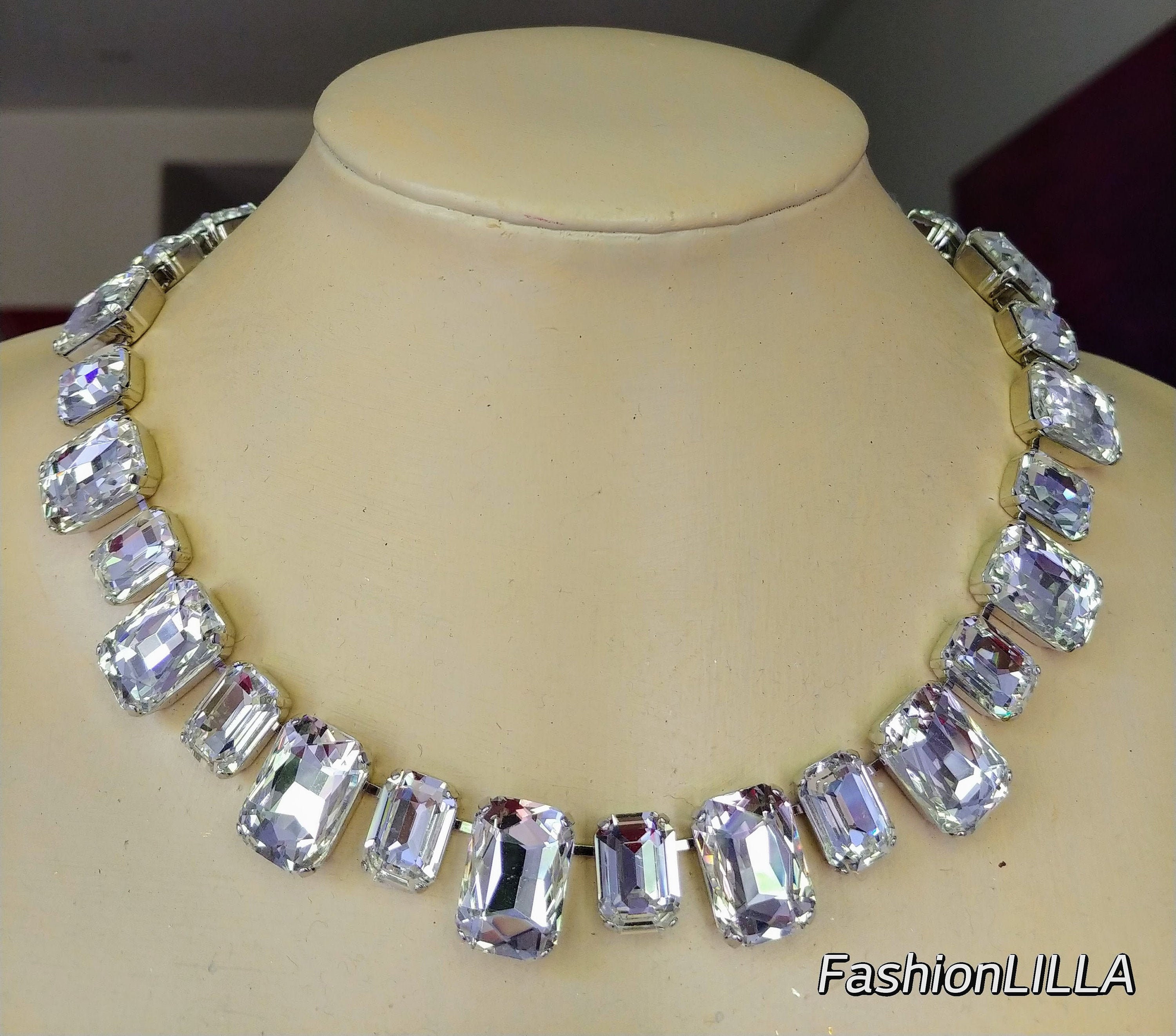 NABROJ Chunky Bib Statement Necklace in Fluorescent