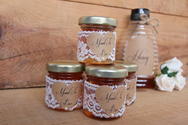Meant to bee wedding favours