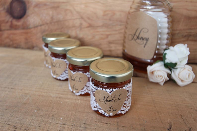 Meant to bee wedding favours