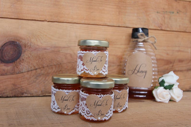 Meant to bee wedding favours
