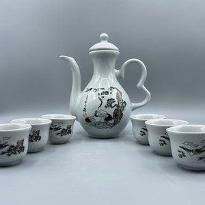 Vintage Japanese Tea Set Sake Set Crane Design 6 Cups Decanter Teapot Wine Carafe Porcelain Sake Bottle Japan Saki Tea Cups Tea Pot