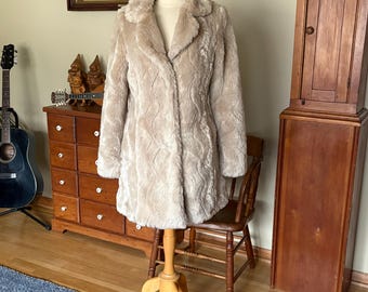 Lipsy London Faux Fur Coat, Beige Swirl Pattern, US Size 6