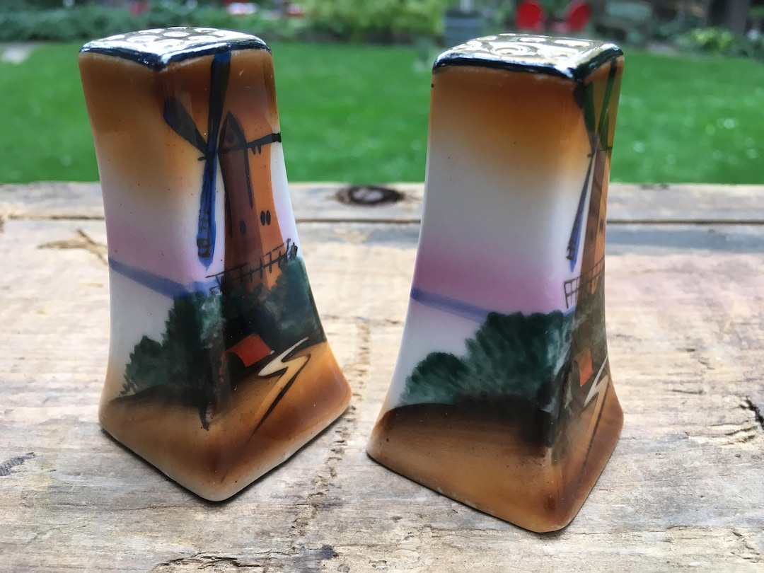 Vintage Windmill Salt and Pepper Shakers Made in Japan Vintage Kitchen