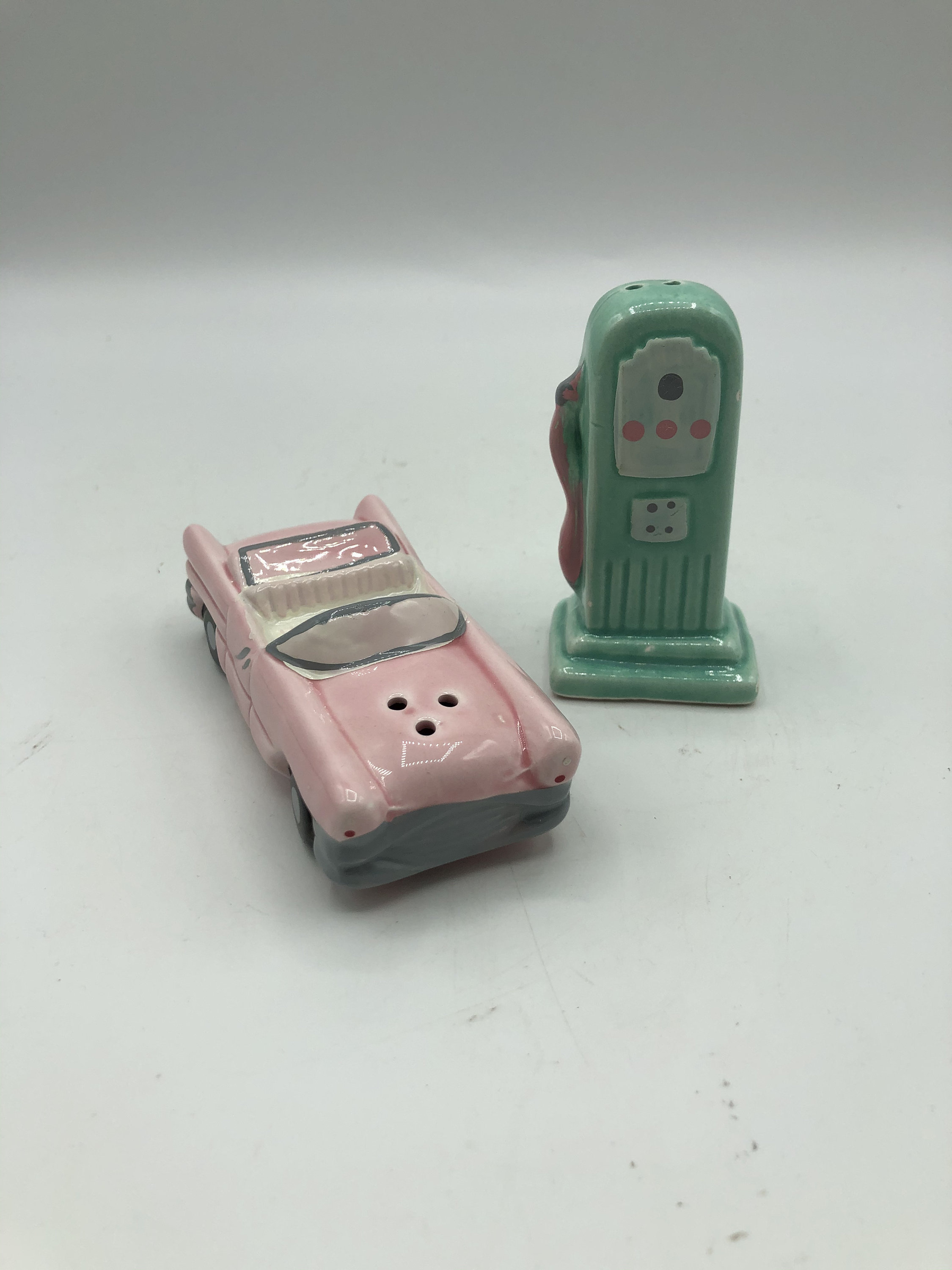 Dining & Serving Shabby Chic Decor Vintage Car Salt and Pepper Shaker