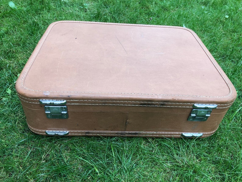 Vintage Skyway Brown Suitcase Stackable Hard Sided Luggage Medium Sized Retro Suit Case Bag Hipster Airplane Travel Overnight Bag Funky Case