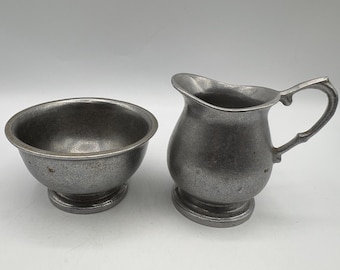 Azucarero y cremera de peltre antiguo, RWP Wilton Armetale Plough Tavern USA Dishes