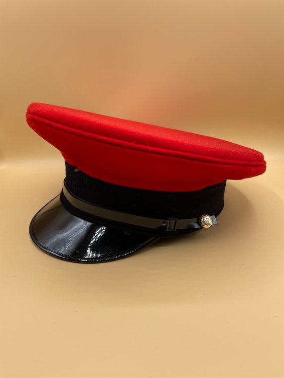 Vintage sales red hat