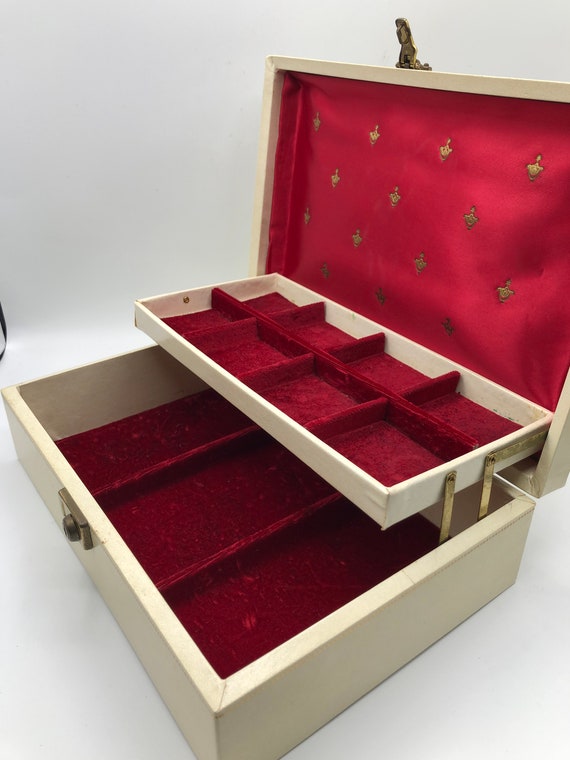 vintage jewelry box