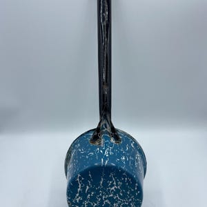 Vintage Enamel Ladle Blue White Splatterware French Kitchen Decor Country Farmhouse Retro Metal Scoop Water Ladle Rustic Spatterware Swirl