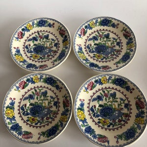 Mason&#39;s Regency Plantation Colonial Ironstone English Ironstone Set of Four Saucers for Cups Plates Made in England Circa 1930 Carl Forslund
