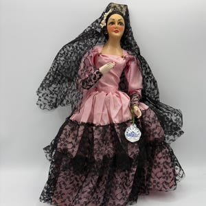 Spanish Flamenco Dancer Art Doll Vintage Mexican Señorita Munecos Carselle Pink Dress Black Lace Latin Dancing Handmade 1950s Chiclana Marin
