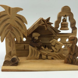 Wood Bethlehem Nativity Set Mini Wooden Nativity Scene Carved Manger Scene Vintage Christmas Decor Made in Canada Creche Baby Jesus Manger