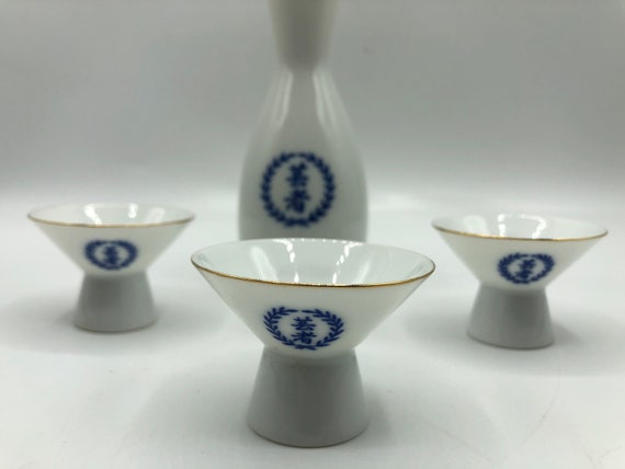 Vintage Blue White Geisha Sake Set 3 Sake Cups and Wine