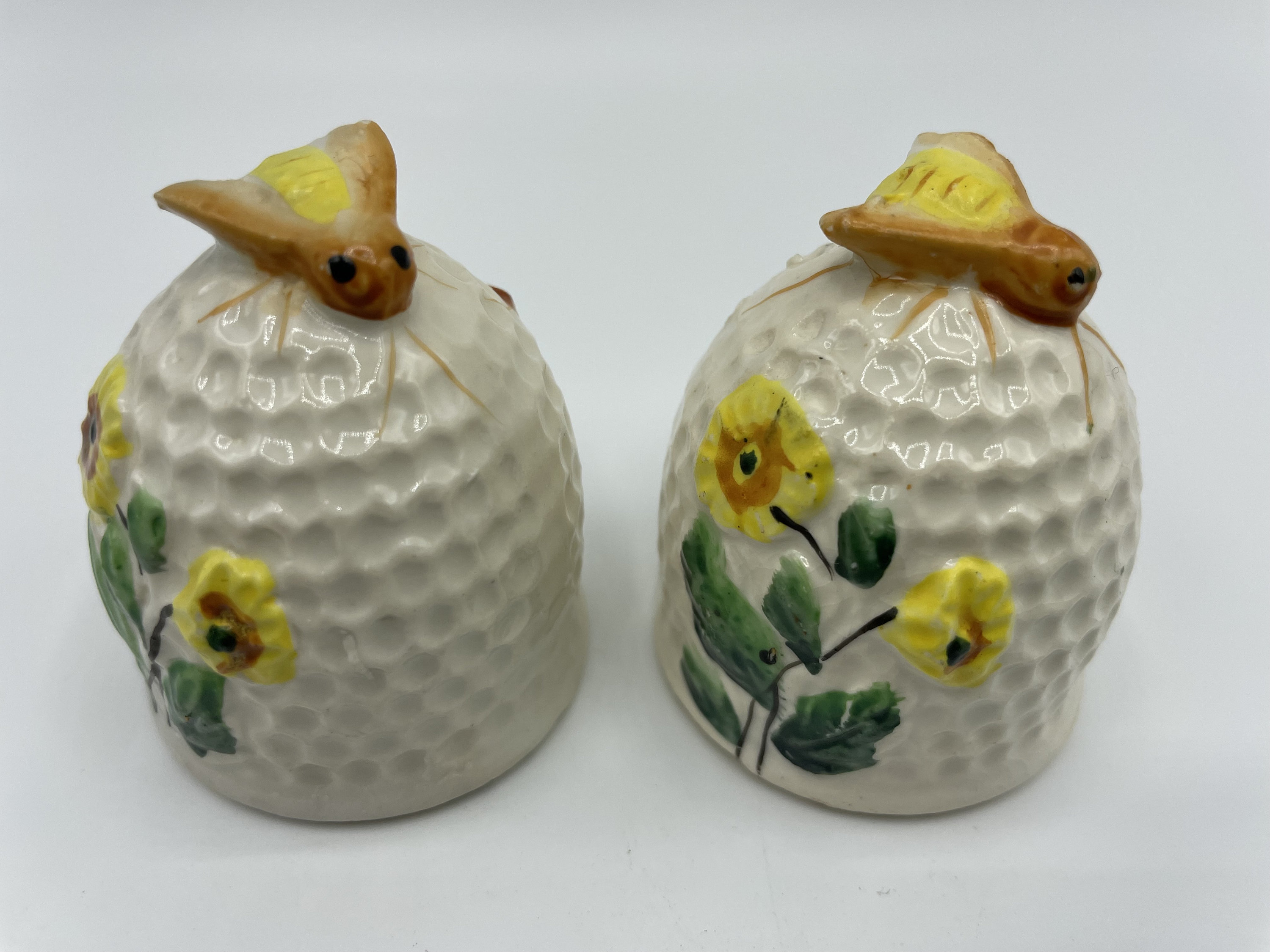 Beehive salt best sale and pepper shakers