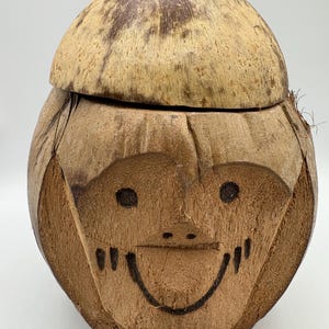 Tiki Bob Carved Coconut Head Bank Hawaii Vintage Kitschy Tiki Bar Polynesian Party Home Mancave Decor Monkey Head Yard Art Novelty Gag Gift