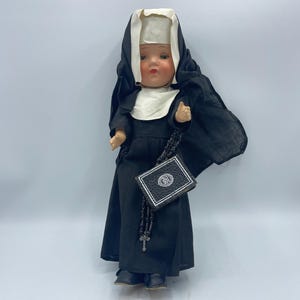 Vintage Nun Doll Antique Black White Habit Robe Holy Sister Catholic Nun Collectible Doll Religious Decor Celluloid Art Doll Bible Rosary
