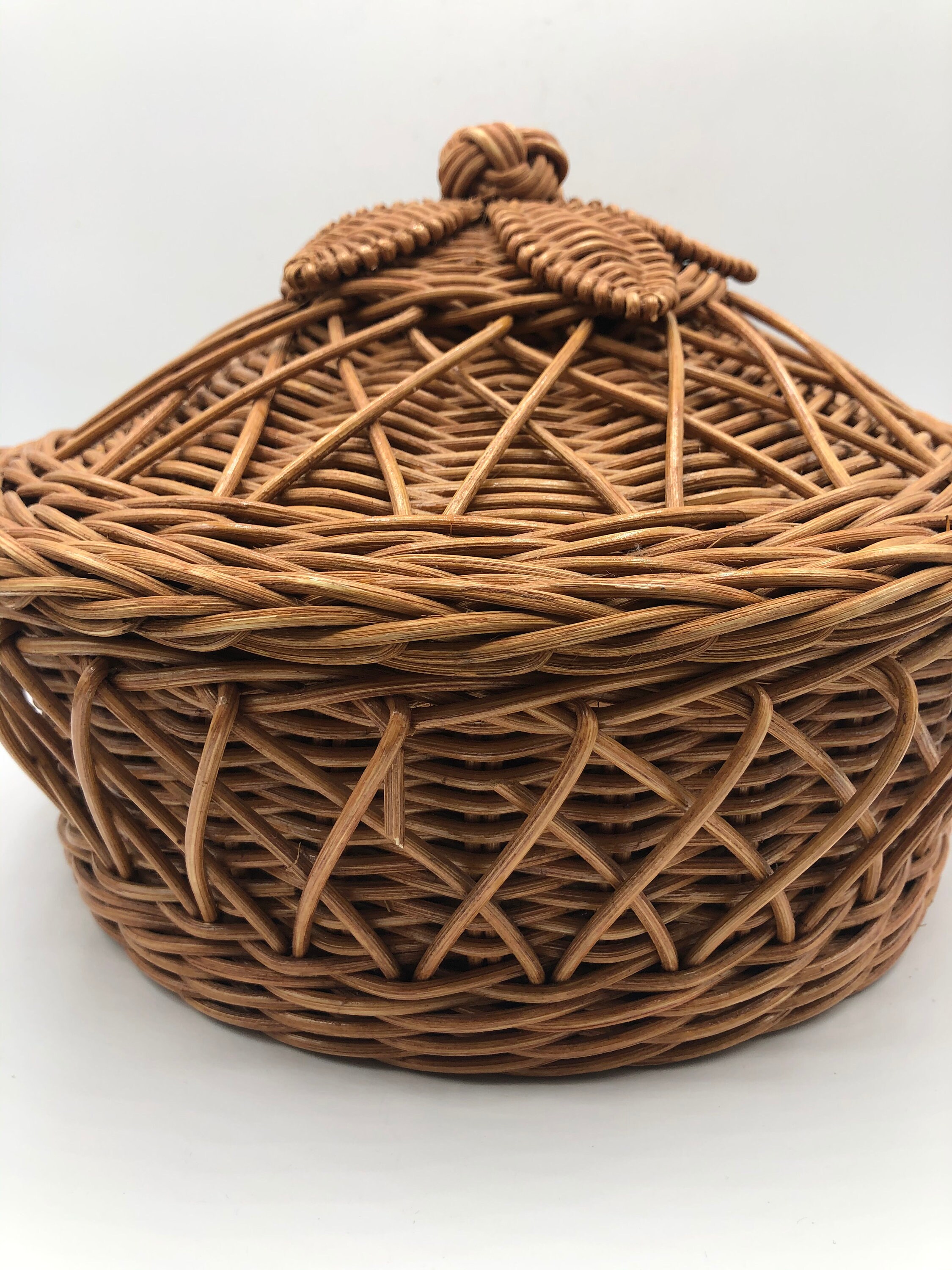Covered Basket Vintage Decorative Basket Farmhouse Rustic | Etsy
