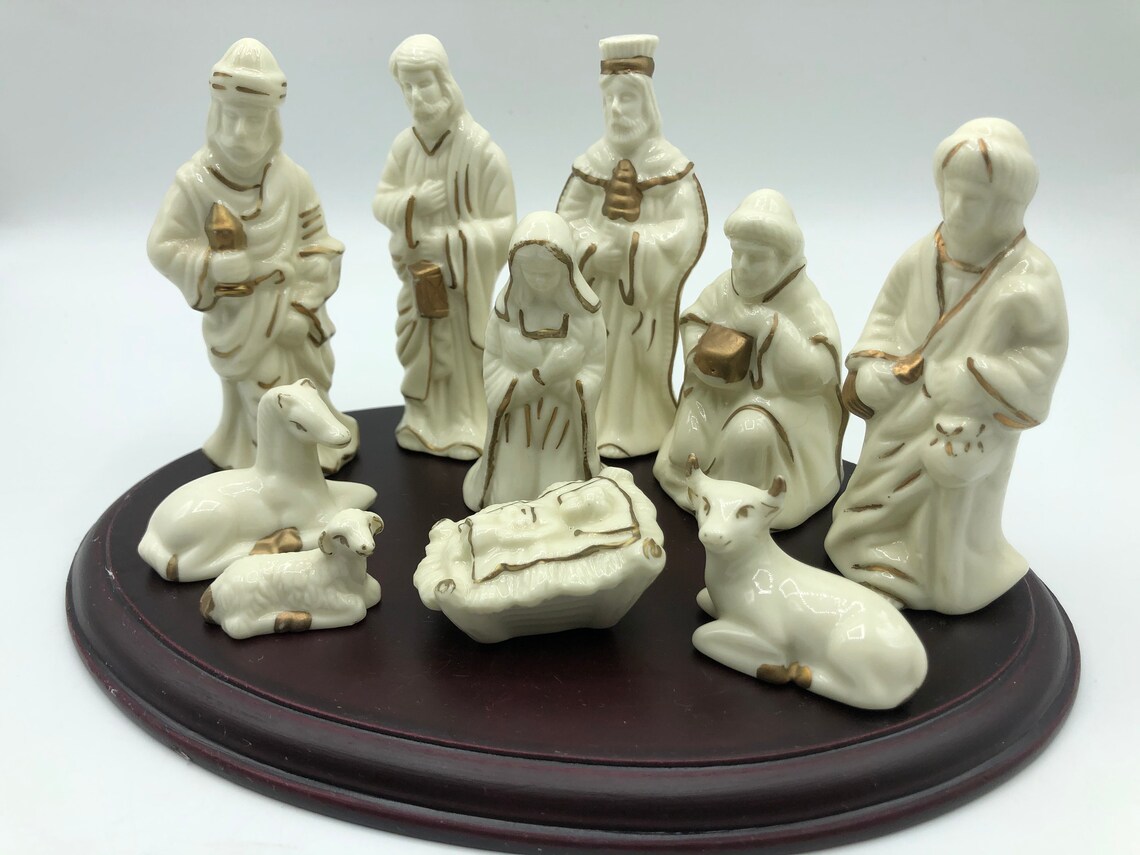 Vintage White Gold Porcelain Nativity 11 Piece Set Christmas Etsy