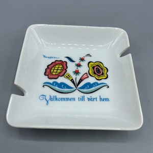 Berggren Ashtray Swedish Valkommen Welcome Ash Tray Vintage Scandinavian White Porcelain Rosmaling Floral Rosmaled Rosmal Flowers Square
