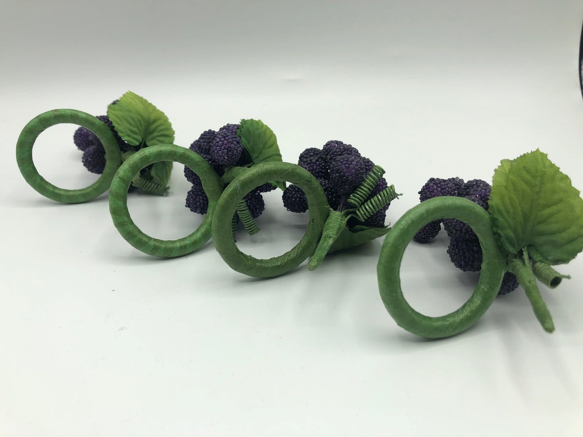 Set of 4 Beaded Grape Clusters Napkin Rings Wine Winery Etsy