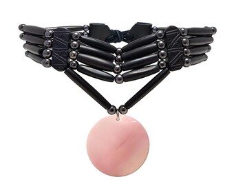 Traditional 4 Row Buffalo Bone Hairpipe Beads Tribal Choker Necklace with Pink Queen Conch Seashell Pendant