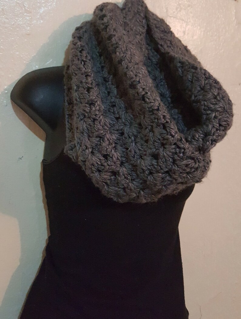 Thick Chunky Grey Infinity Cowl Handmade Crochet Scarf 6 Colors - Black ...