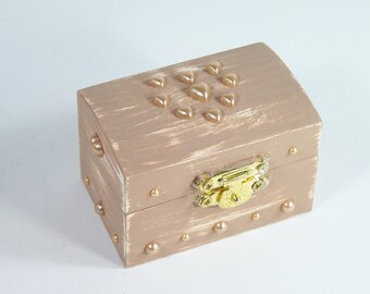 Wedding ring box off-beige wooden ring holder with pearly hearts, twine color ring bearer