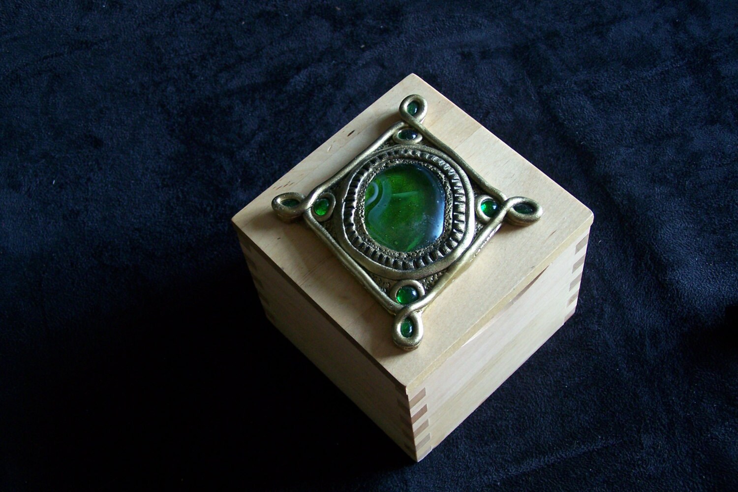 Boite en Bois - Coffret Bouleau Décoré d'un Cabochon Vert et Or Cadeau Décoration Maison