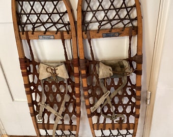 Vintage Norway Maine Snocraft Bearpaw Snowshoes 36x10