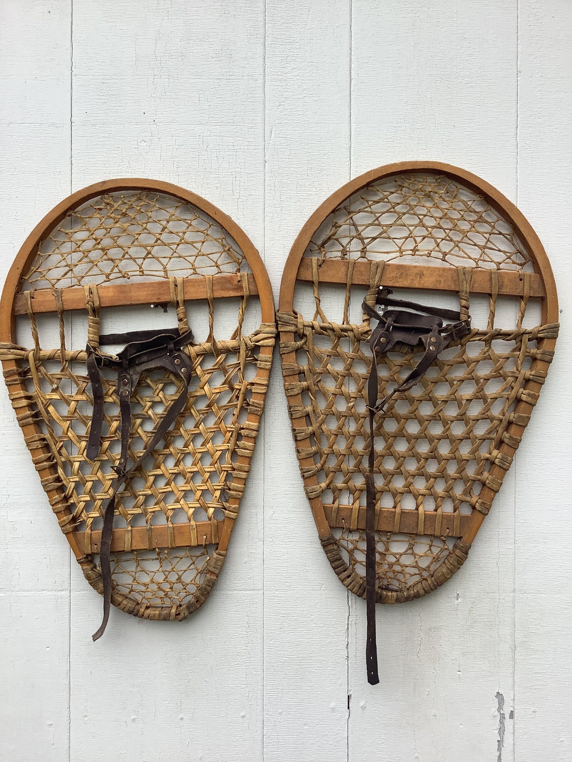 Vintage Wooden Bearpaw Snowshoes 27x16 ET04 Etsy