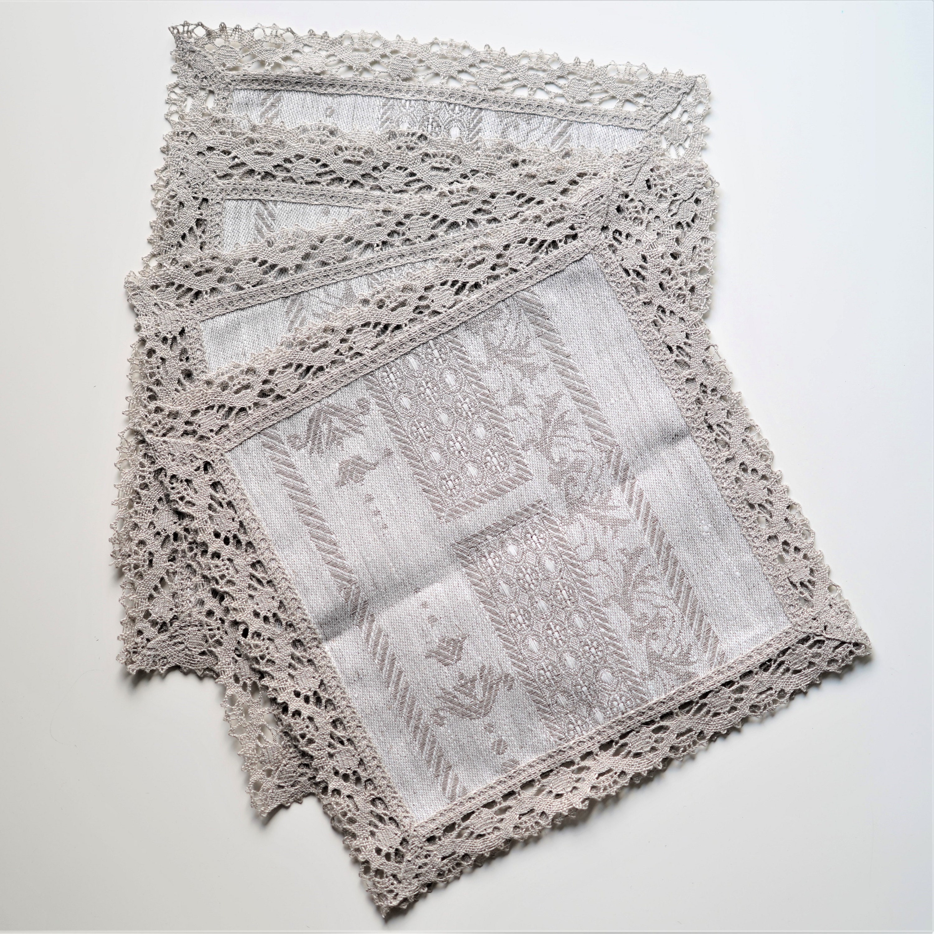 Set of 6 Linen Placemats With Laces And Folk Motiv / Gift set / Table