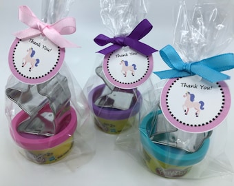 Unicorn Party Favor: Playdoh & Unicorn Cutter