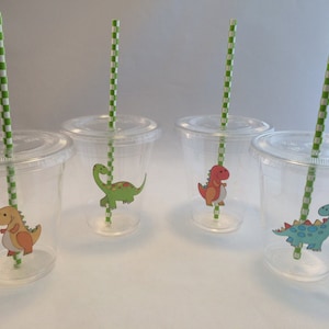 Dinosaur Cups with lids and straws: Cute Dinosaur Plastic Drink Cups with lids and straws