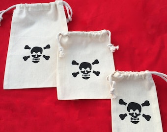 Sacchetti regalo pirata: sacchetti con coulisse per feste pirata, sacchetti regalo pirata in mussola, sacchetti per dolcetti con teschio e ossa incrociate, sacchetti regalo pirata