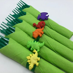 Dinosaur Party Flatware Set: Green Cutlery & Napkins with Dinosaur Rings