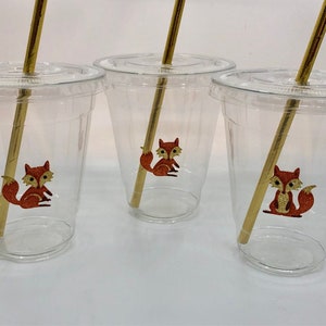 Fox Party Cups with Lids and Gold Straws