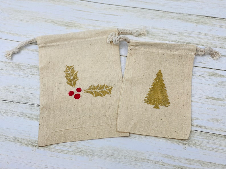 6 Reusable Holiday Gift Bags Various Sizes Drawstring Etsy