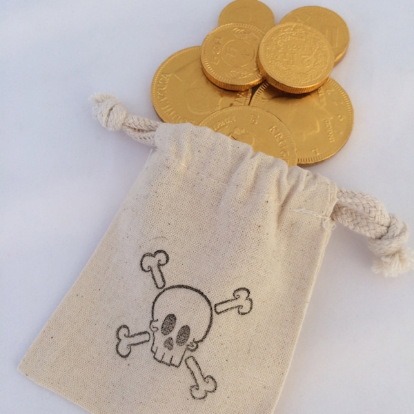 Pirate Party Favor Bags: Drawstring Pirate Party Bags, Muslin Pirate Goody Bags, Skull & Crossbone Treat Bags, Pirate Loot Bag