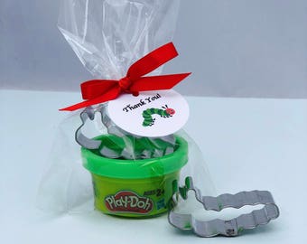 Caterpillar Party Favor: Playdoh & Cutter, Bug Theme